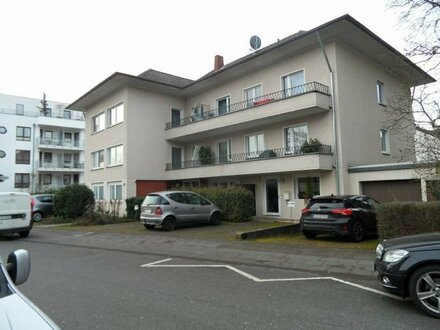 Bonn-Dottendorf - beliebte zentrale Wohnlage, moderne voll möblierte * Single * Wohnung - Wohn-Schlafraum mit kleiner T…