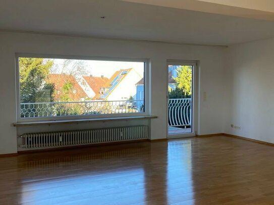 Nürnberg-Kornburg, helle, gepfl. 3,5-Zimmerwohung mit toller Raumaufteilung, EBK und Garage in ruhiger, ansprechender L…