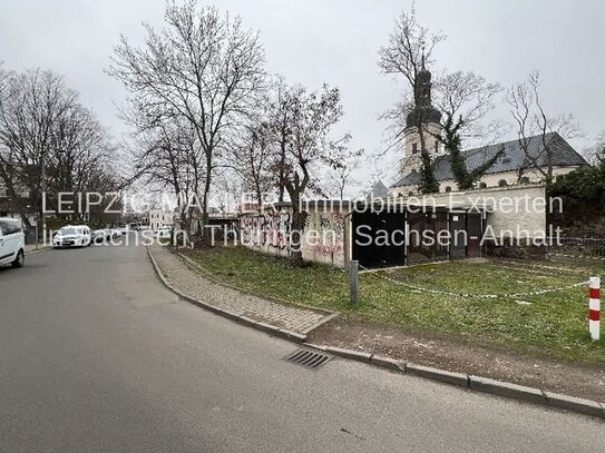 Grundstück mit 9 Bestandsgaragen