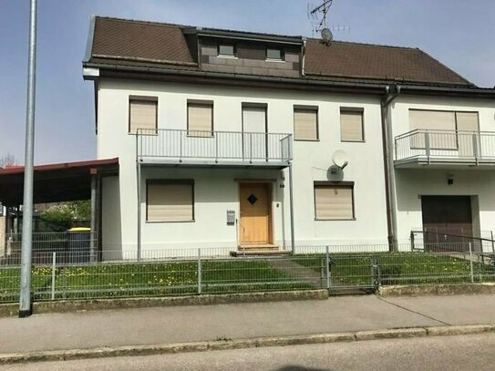 Mehrfamilienhaus mit drei Wohnungen in Gangkofen (frei)