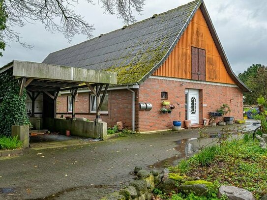 Platz für Mensch und Tier - Idyllisch gelegener Resthof mit Einliegerwohnung