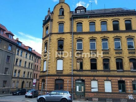 Sanierungsbedürftiges Mehrfamilienhaus unter Denkmalschutz