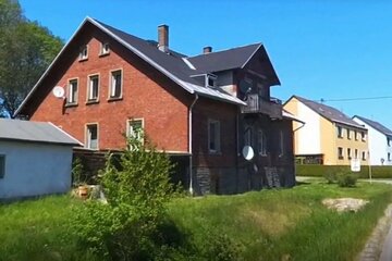 Gut vermietetes Mehrfamilienhaus in Muldenhammer
