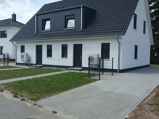 Doppelhaushälfte in Neukloster im Herzen Mecklenburgs zu vermieten