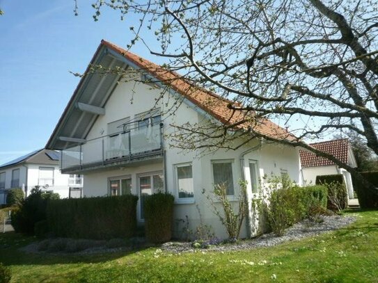 ***Einfamilienhaus***oder zwei kleine Wohnungen***tolle sonnige Lage***