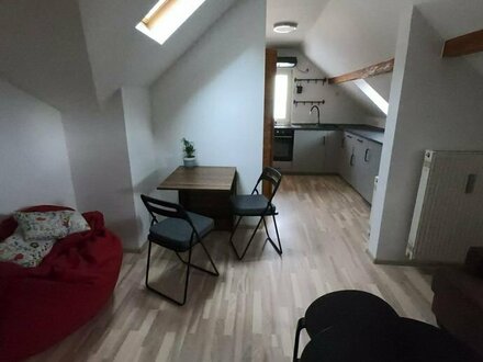 Studentenwohnung 55m2 in direkter Uninähe (5Min. Fußweg) möbliert, ideal als 2erWG/ für Studentenpaar