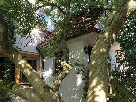 Einfamilienhaus in Top-Lage in Pinneberg mit Potential und Charme
