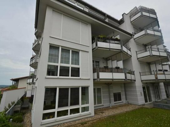 RESERVIERT ! 3,2% Rendite! Vermietete barrierefreie 2-Zi.-ETW mit 2 Balkonen in Bad Abbach