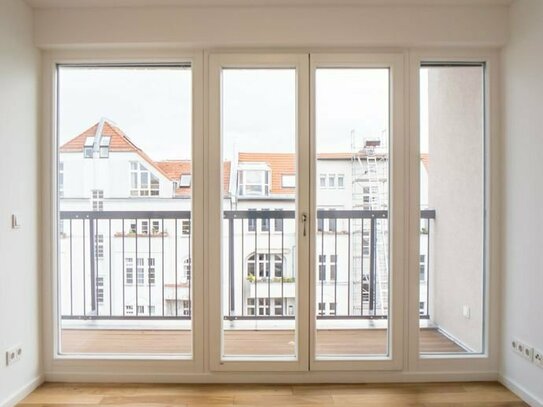 HOMESK - Sofort bezugsfrei! 5-Zimmer-Dachgeschosswohnung mit 3 Dachterrassen in Wilmersdorf