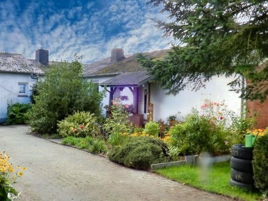 Paradies für Gartenliebhaber! Ein Bungalow mit großen Garten