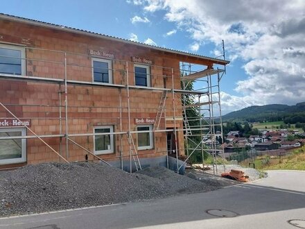 Provisionsfrei! Schlüsselfertige Doppelhaushälfte mit Erstbezug in Prackenbach bei Viechtach