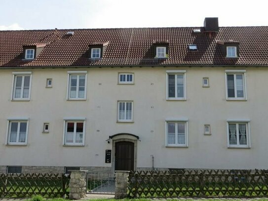 Attraktive 4-Zimmer Wohnung mit Terrasse und Gartennutzung in Schkopau