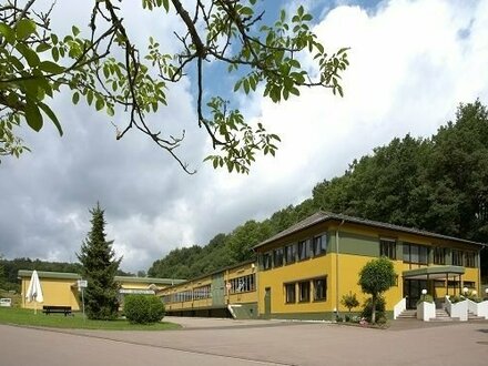 Große moderne Halle nahe Wittlich zu vermieten!