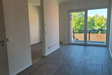 Erstbezug- moderne, barrierearme 1,5- Raum-Wohnung mit Balkon und Fahrstuhl in der Residenz am Schlosspark Hildburghausen *Veilchen*