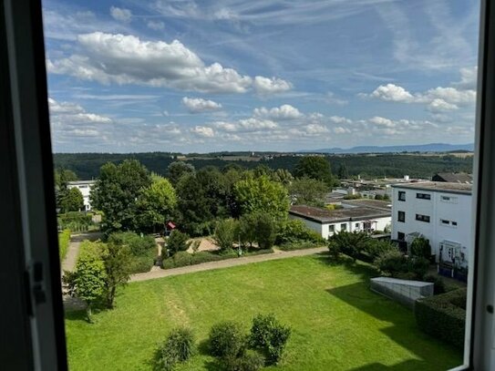 3,5 Zi.-Wohnung mit Balkon und schönem Fernblick (provisionsfrei)