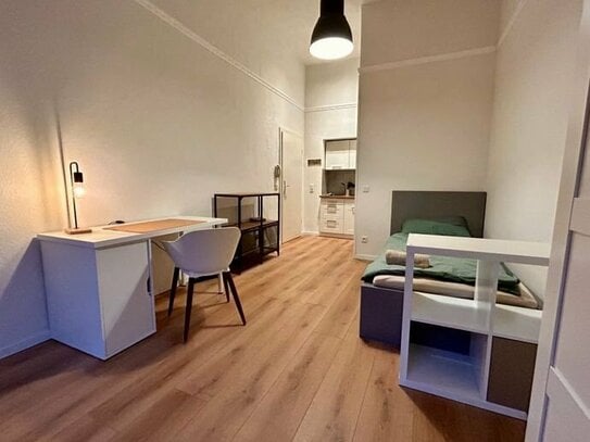 Schöne voll möblierte Single-Wohnung in Bilk (WHG04)