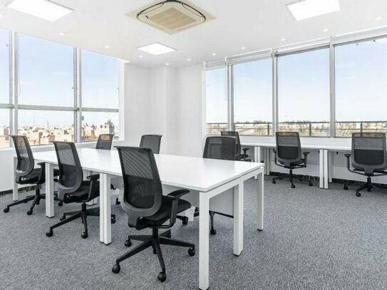 All-inclusive-Zugang zu professionellen Büroräumen für 15 Personen in Regus Moosacher Strasse