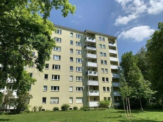 Ruhige 4 Zi. Wohnung mit Südausrichtung in der Parkstadt Bogenhausen