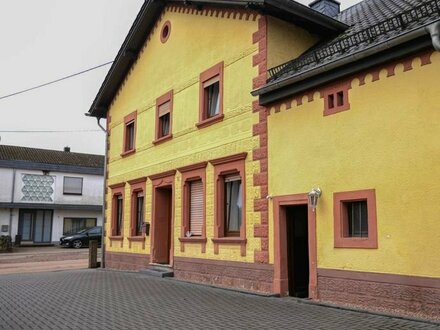 Liebhaberobjekt im Stile eines Bauernhauses