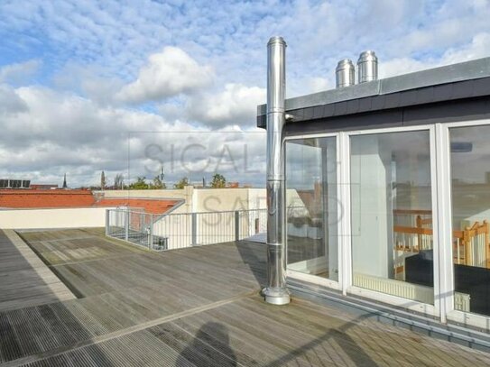 PENTHOUSE-MAISONETTE MIT AUFDACHTERRASSE UND TRAUMBLICK ÜBER BERLIN-MITTE