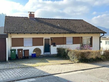 EBERBACH: 1-Familienhaus mit Einliegerwohnung und Garage! Ideal für "handwerklich Begabte" ...