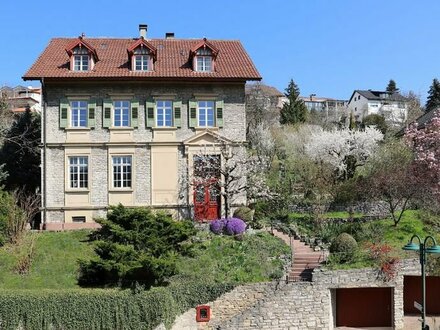 Wohn- und Atelierhaus mit Garten