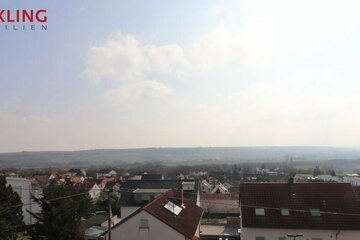 Provisionsfrei für Käufer! Zweizimmerwohnung in Ober-Olm mit tollem Fernblick. Inkl. Stellplatz.