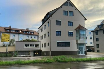 Schöne, Lichtdurchflutete und Moderne 2 Zimmer-Wohnung in Tübingen - EG