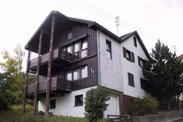Gemütliches 2-Familienhaus mit Blick über Mönchzell - 1100 m² gr. Grundstück in Feldrandlage