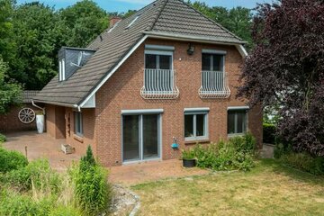 westimmobilien: Ihre neue Heimat in ruhiger Feldrandlage… Großzügiges Einfamilienhaus mit vielen Highlights