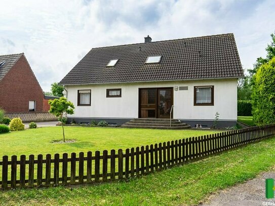 Ein- oder Zweifamilienhaus in Kaldenkirchen - Flexibilität und Platz für Ihre Bedürfnisse! Ansehen