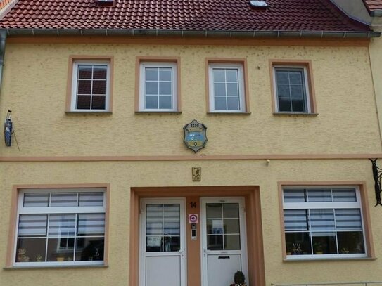 Charmante Pension mit Einliegerwohnung und Gastraum