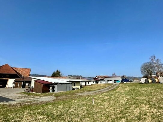 Werkstattgebäude und Garagen auf ca. 1.101 m² Grundstück in guter Lage von Rickenbach