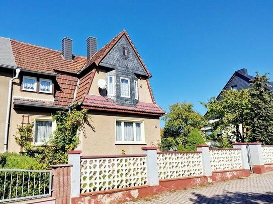 Doppelhaushälfte in Sangerhausen zu verkaufen