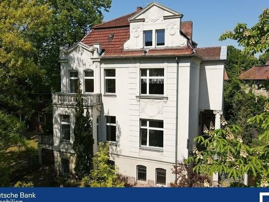 Historische Gründerzeit-Villa in Lichterfelde-West | 1.009 M² GRUNDSTÜCK | 12 ZIMMER | 4 ETAGEN
