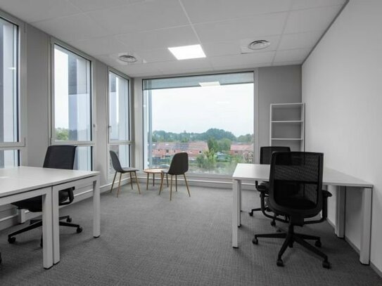 Privater Büroraum für 5 Personen in Regus Dusseldorf, Stadttor