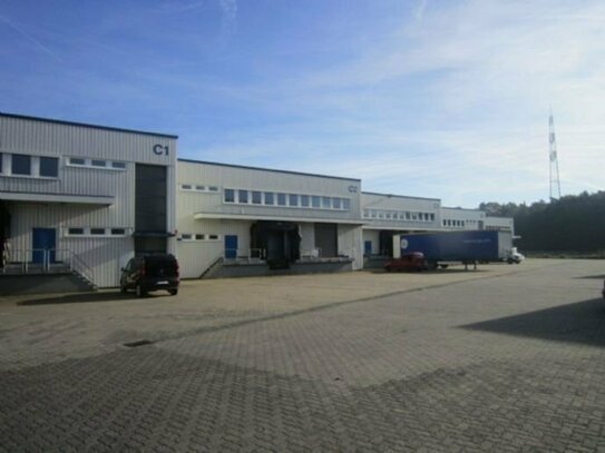 4.814 m² Rampenhalle + 650 m² Bürofläche in Dietzenbach zu vermieten