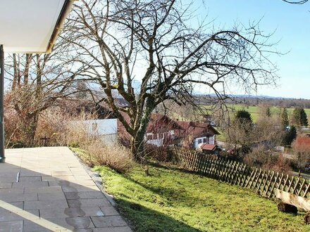 Traumlage, Erstbezug nach Komplettsanierung, 124 m2 große 4-Zimmer Wohnung mit Garten in Grabenstätt Winkl