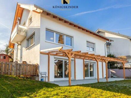 Großzügiges Einfamilienhaus mit Einliegerwohnung in Aussichtslage von Stuttgart-Botnang