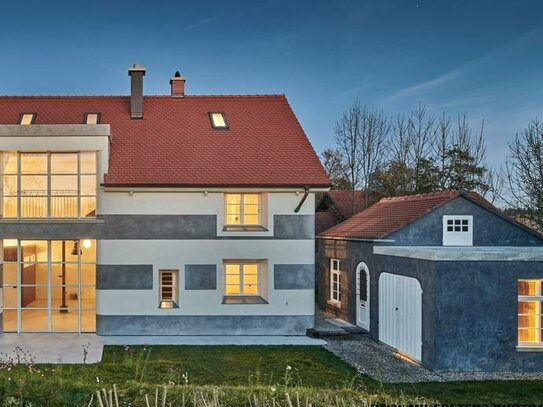 Ein altes Bauernhaus, umgewandelt und gestaltet zu einem loftartigen, einzigartigen Meisterwerk von Timothy D. Hanghofer