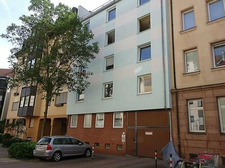 Niebelungenviertel: Helle 2-Zimmer-Wohnung mit Balkon, Aufzug, 2 Singl-Küchen und 2 Bäder