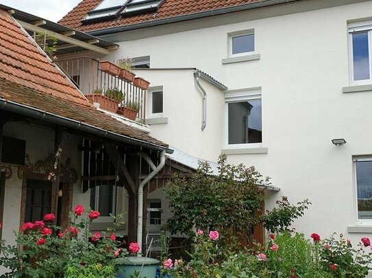 Moderne 3-Zimmer-Wohnung mit Balkon in Rockenberg