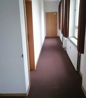 15.02.2022 Besichtigung- 2 Monate kaltmietfrei - Zentral gelegene Büro / Praxisfläche ca. 150 m² in Auerbach