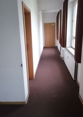 15.02.2022 Besichtigung- 2 Monate kaltmietfrei - Zentral gelegene Büro / Praxisfläche ca. 150 m² in Auerbach