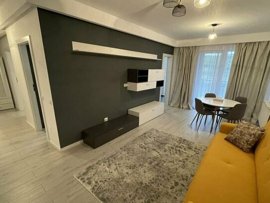 Neu Renovierte 2 Zimmer Wohnung Balkon Einbauküche und Sehr ruhige Gegend