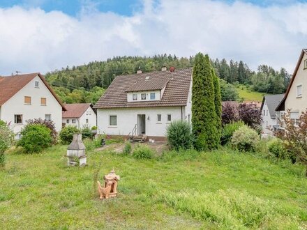 1-2-Familienhaus - Sonniger Platz für 1 oder 2 Generationen