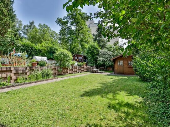 Ihr Neues Zuhause: Reihenendhaus mit großem Garten in Konstanz