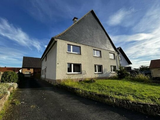 Fachwerkhaus mit viel Platz auf großem Grundstück im Ortskern von Trendelburg-Deisel