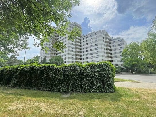 Reinfeld - Vermietete 3-Zimmer-Wohnung mit SW-Balkon und Blick auf den Neuhöfer Teich unweit des Zentrums