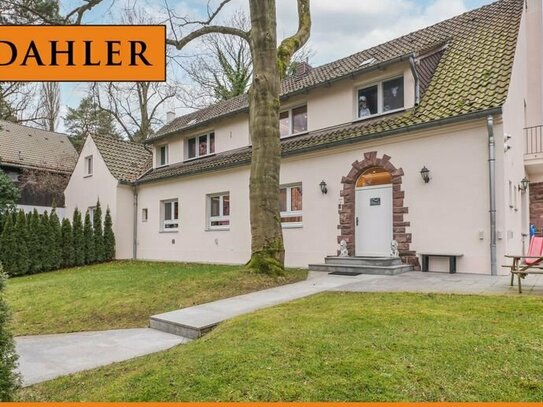 Große Familienvilla mit Seeblick in absoluter Toplage am Großen Wannsee